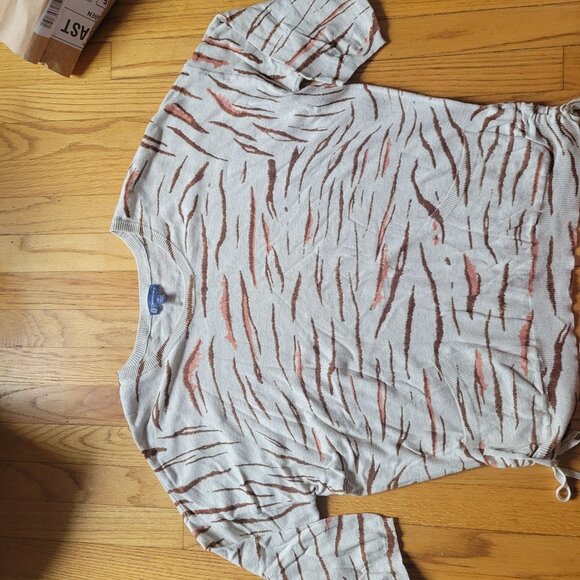 Democracy Women's Medium Tiger Print Knit Sweater With Side Ties Beige & Brown - Picture 5 of 8